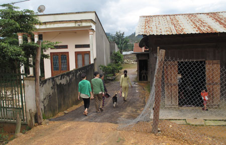 “5 không, 3 sạch” ở Phi Liêng