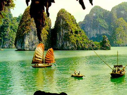 Gần 3,2 triệu tin nhắn bầu chọn cho Vịnh Hạ Long