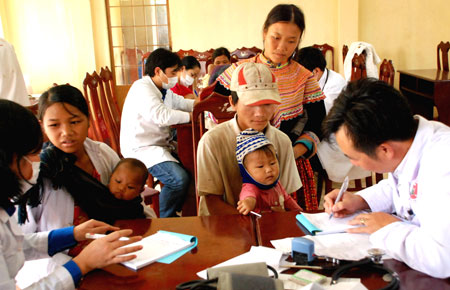 Sàng lọc máu để bảo đảm an toàn truyền máu