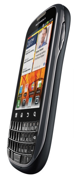 Motorola Pro + hiện đã có mặt ở Châu Âu