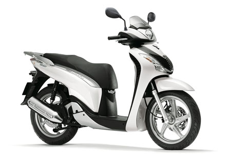 Từ 10/1/2012, giấy bán, tặng xe phải chứng thực hoặc công chứng