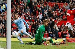 Cúp FA: Man Utd lại đụng độ Man City