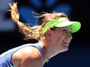 Ngược dòng ngoạn mục, Azarenka tiến vào bán kết