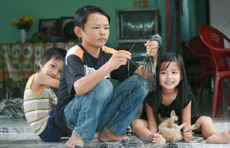 Chàng trai 33 tuổi, nhưng giống một trẻ em