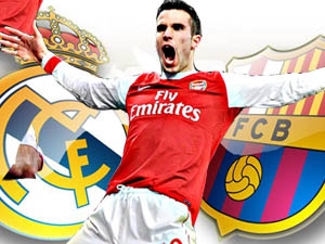 Real &quot;đại chiến&quot; Barcelona vì Robin van Persie