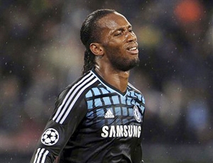Chelsea thua bạc nhược tại Italy