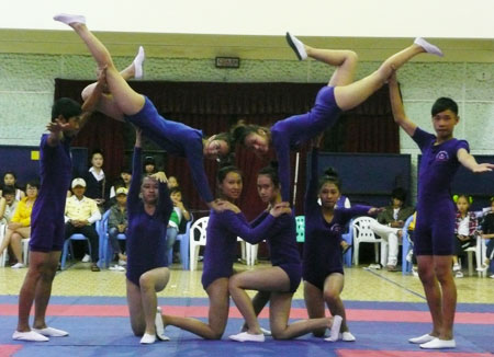Một tiết mục biểu diễn trong giải Thể dục Aerobic của khối THPT