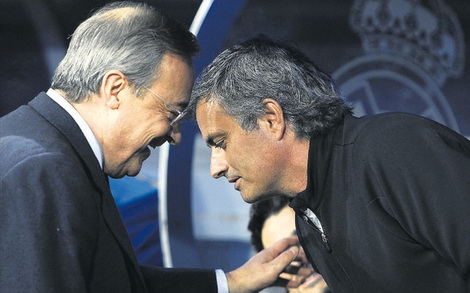 “Chiến tranh lạnh” giữa Mourinho và chủ tịch Perez