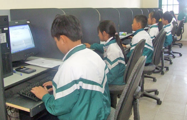 198 học sinh tham dự Hội thi tin học trẻ lần thứ 18