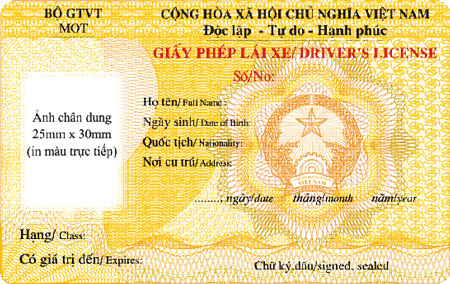 Từ 1/7, sử dụng giấy phép lái xe mẫu mới