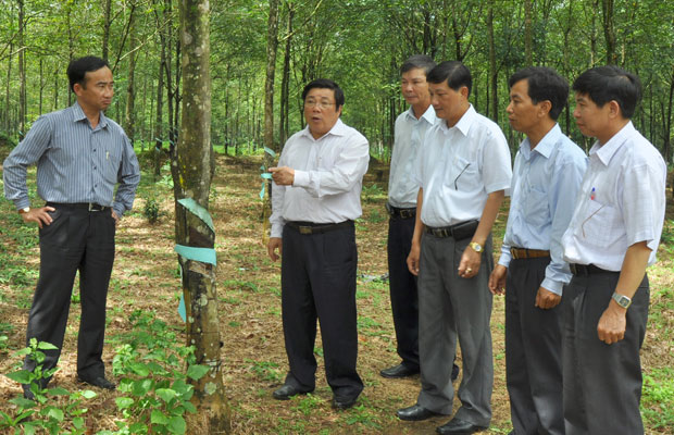 Bí thư Tỉnh ủy Huỳnh Đức Hòa làm việc tại huyện Đạ Huoai