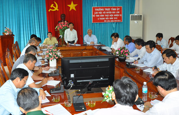 Kiểm tra tình hình thực hiện nhiệm vụ kinh tế - xã hội và công tác xây dựng Đảng tại Bảo Lâm