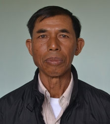 Những “ngọn đuốc” soi lối cho buôn làng