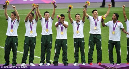 Hạ gục Brazil, Mexico đăng quang tại Olympic 2012