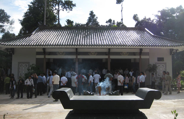 Về thăm Chiến khu Đ