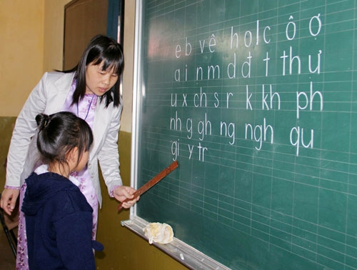 Những con chữ đầu đời