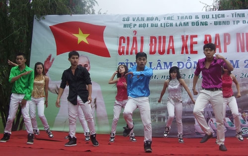 Hiệu quả mô hình CLB, đội, nhóm trong công tác đoàn kết tập hợp thanh niên