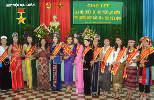 Phong trào phụ nữ ngày càng thiết thực