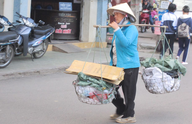 Cô Hồ Ngọc Hoa rong ruổi hàng ngày khắp mọi nẻo đường