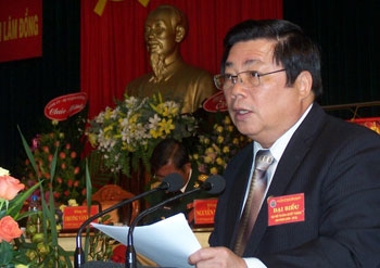 Gắn phong trào thi đua với việc bồi dưỡng, xây dựng nhân cách người quân nhân cách mạng