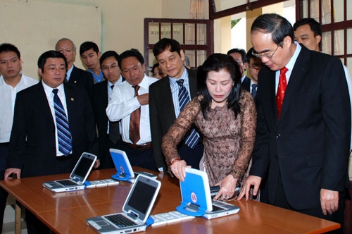 Đào tạo nguồn nhân lực đáp ứng nhu cầu xã hội