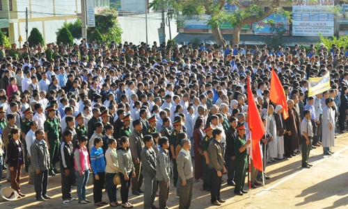 Thắp nến tưởng niệm các nạn nhân tử vong vì tai nạn giao thông