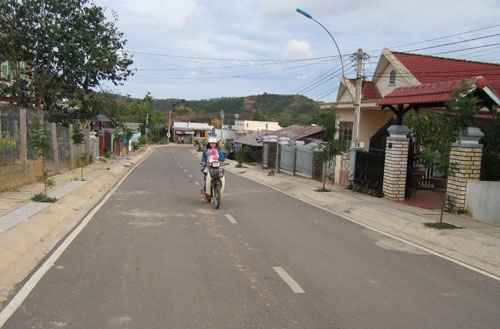 Bon Nơr A đoàn kết và phát triển