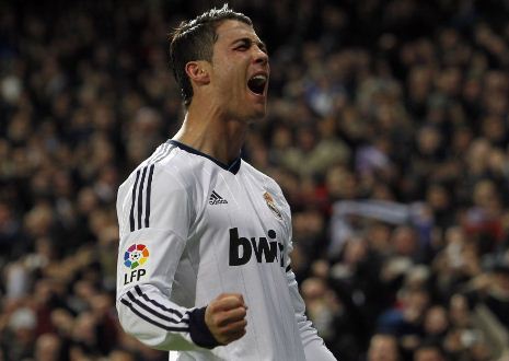 C.Ronaldo giúp Real chiến thắng bằng 1 pha lập công và 1 pha kiến tạo