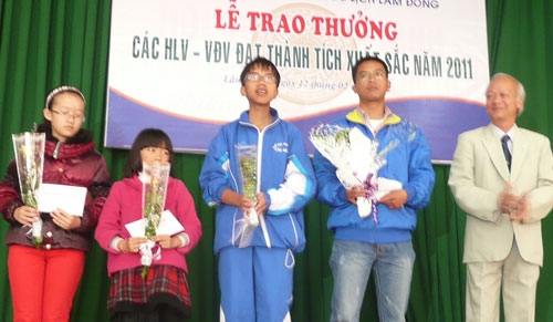 Tuyên dương các VĐV xuất sắc trong các giải quốc gia - quốc tế năm 2011