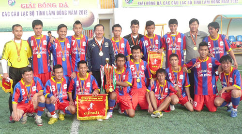 XSKT Lâm Đồng vô địch giải bóng đá các CLB toàn tỉnh 2012