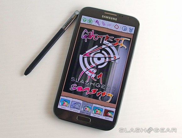 Galaxy Note II sắp có phiên bản màu đen