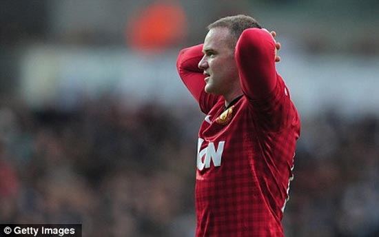 Wayne Rooney lỡ &quot;đại chiến màu đỏ&quot; M.U-Liverpool