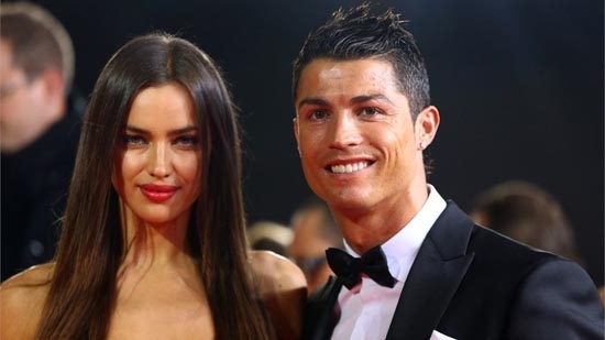 Leo Messi lần thứ tư liên tiếp giành Quả bóng vàng
