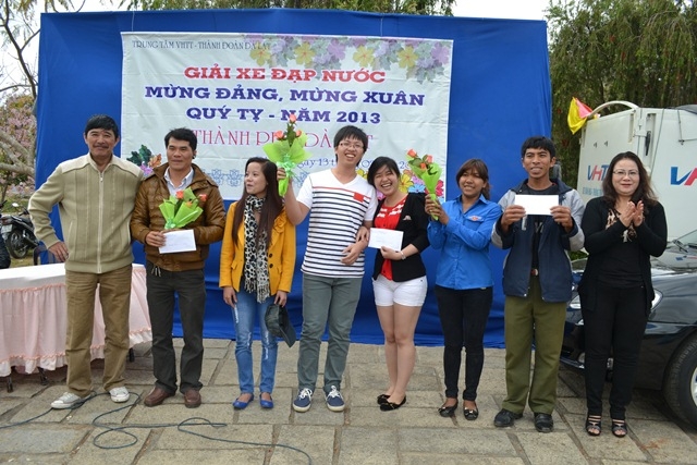 Trao thưởng