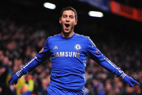 Chelsea thoát hiểm, Liverpool nếm vị đắng chiến thắng