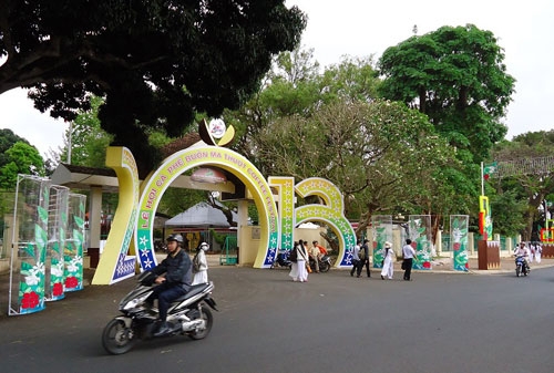 Tưng bừng chào đón Lễ hội Cà phê Buôn Ma Thuột năm 2013