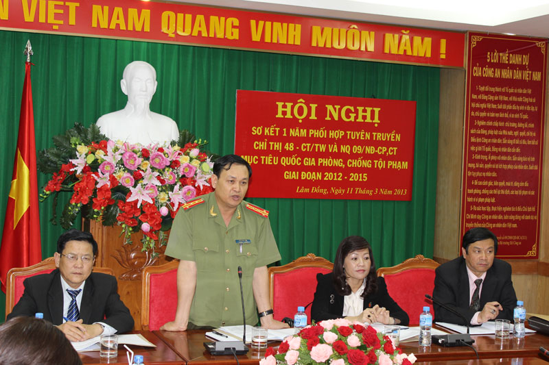 Tiếp tục tuyên truyền có định hướng và nâng cao ý thức nhân dân trong phòng, chống tội phạm