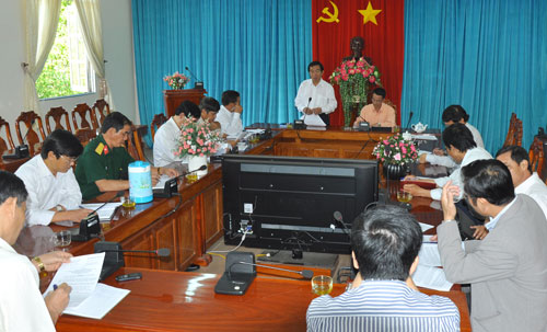 Đồng chí Vũ Công Tiến - Phó Bí thư Tỉnh uỷ làm việc với Ban Thường vụ Huyện uỷ Bảo Lâm