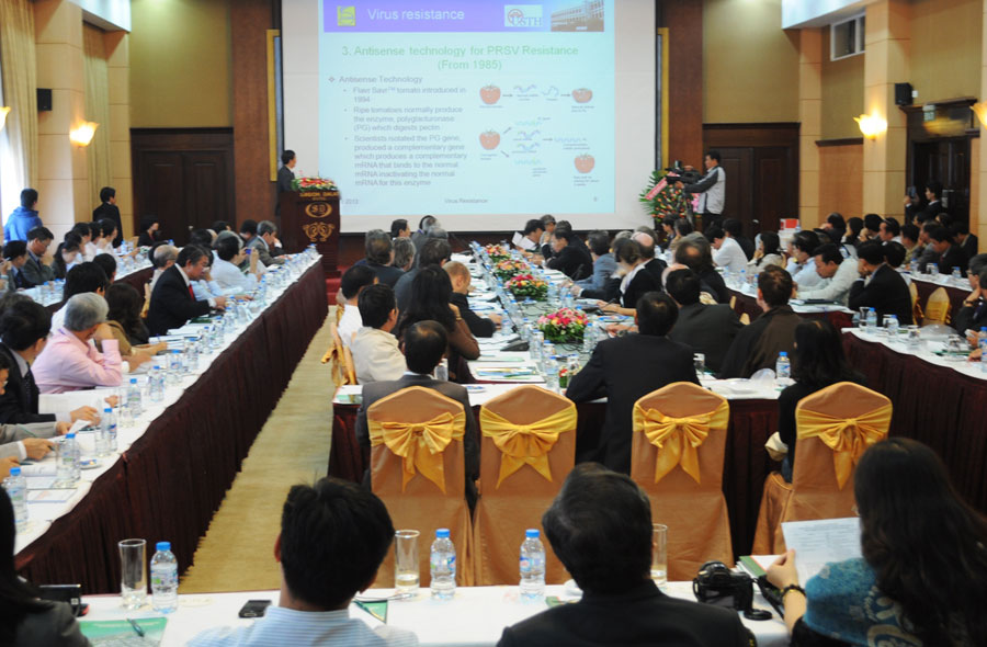 Toàn cảnh hội thảo