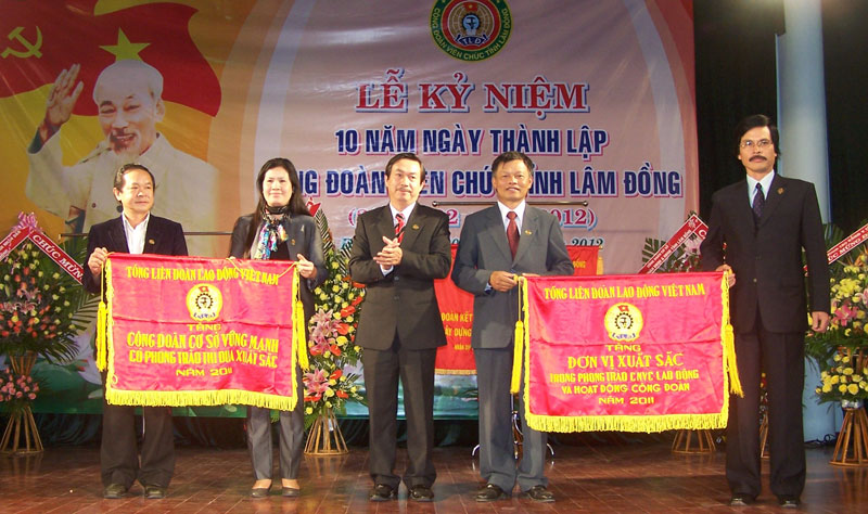 Công đoàn viên chức tham gia cải cách thủ tục hành chính
