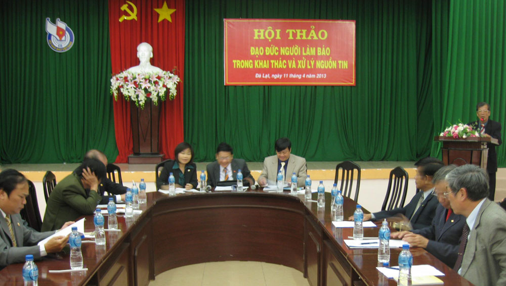 Toàn cảnh hội thảo