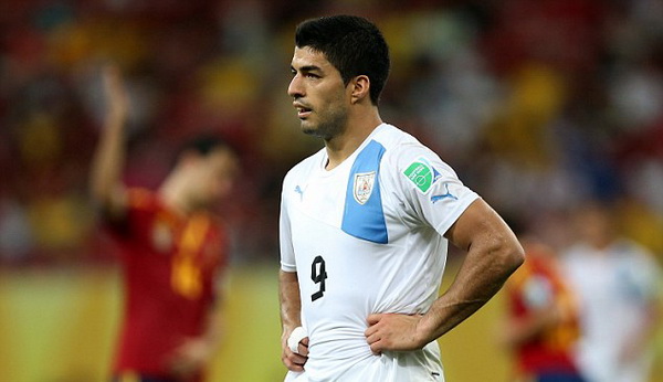 Liverpool bật đèn xanh cho Suarez: 50 triệu bảng và ra đi