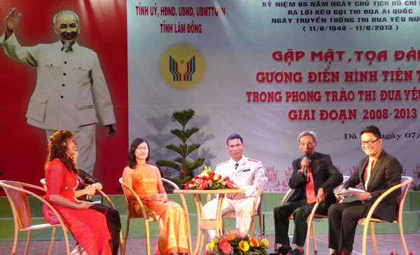 Đưa thi đua - khen thưởng đến với cơ sở
