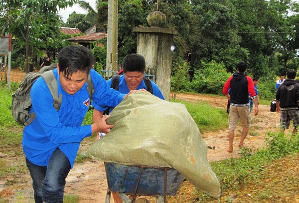 Đoàn khối Doanh nghiệp "xung kích" vì cuộc sống cộng đồng