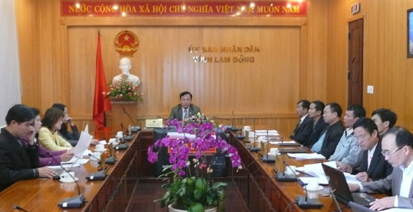 Tiếp tục đẩy mạnh cải cách hành chính và cải cách chế độ công vụ, công chức