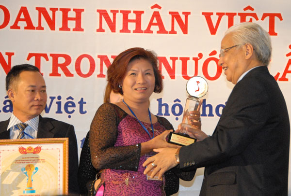 Gặp gỡ doanh nhân Việt Nam ở nước ngoài và trong nước