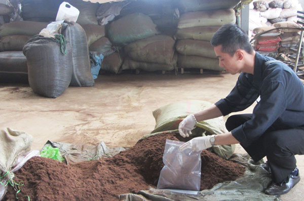 Tiếp tục kiểm tra các cơ sở trà tại Bảo Lộc: Sai phạm chồng chất sai phạm