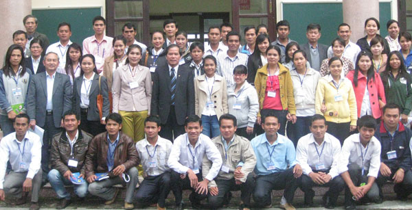 Chủ tịch UBND tỉnh thăm lớp đào tạo cán bộ trẻ tăng cường làm Phó Chủ tịch xã