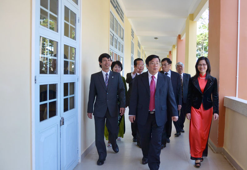 Tưng bừng ngày lễ khai giảng năm học mới