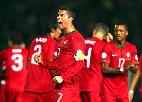 Ronaldo, anh hùng dân tộc mới của Bồ Đào Nha!